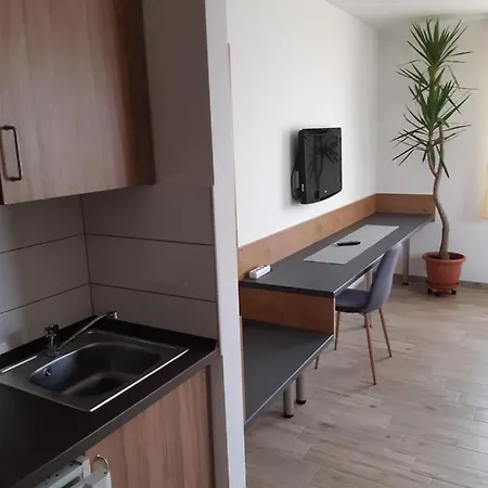 M47 Vendeghaz-airport 3* Debrecen
